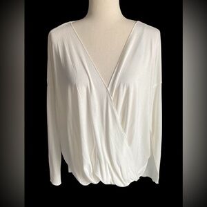 NWOT-THE NU VINTAGE-Elegant White Draped Women's Top-size large